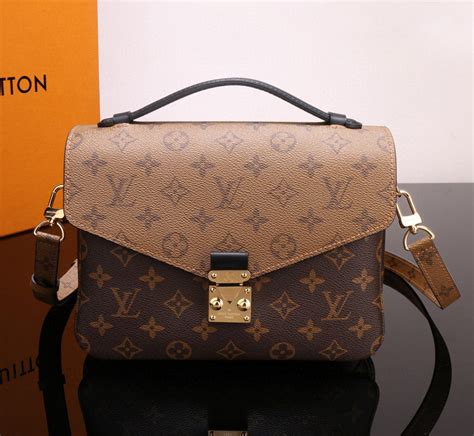 louis vuitton pochette metis reverse replica|louis vuitton metis hobo.